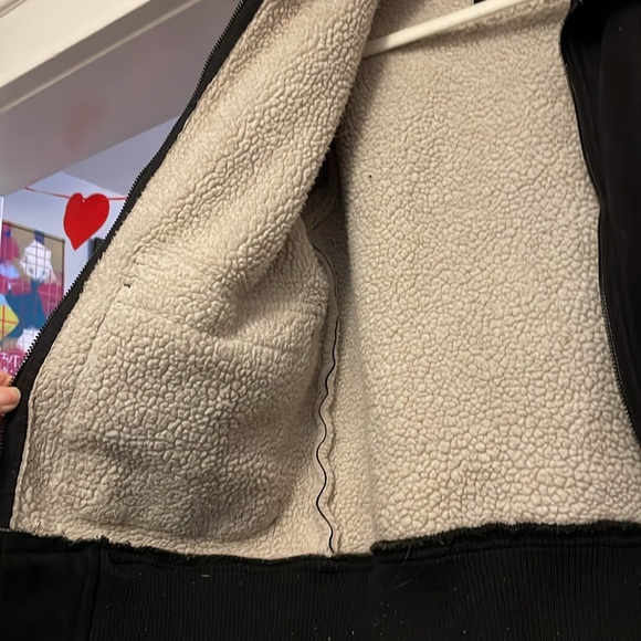 Levi Utility Jacket - Picture 4 of 4